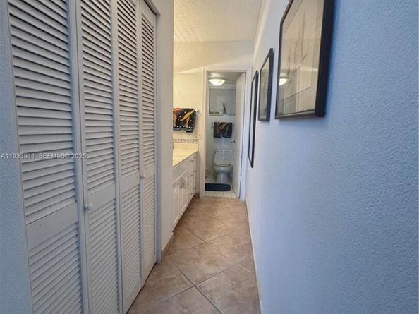 400 N Surf Rd RGB, Hollywood FL 33019