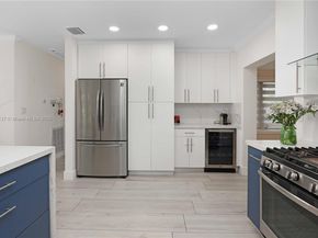 1400 Dewey St, Hollywood FL 33020