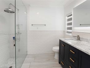 1400 Dewey St, Hollywood FL 33020