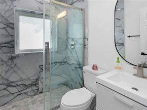 1400 Dewey St, Hollywood FL 33020