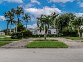 1400 Dewey St, Hollywood FL 33020