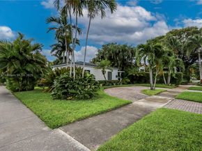 1400 Dewey St, Hollywood FL 33020