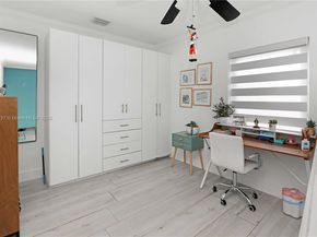 1400 Dewey St, Hollywood FL 33020