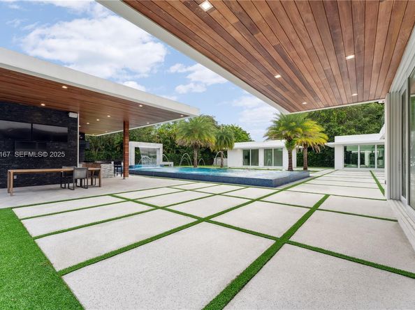 6300 Moss Ranch Rd, Pinecrest FL 33156