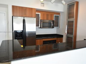 325 S Biscayne Blvd 3822, Miami FL 33131