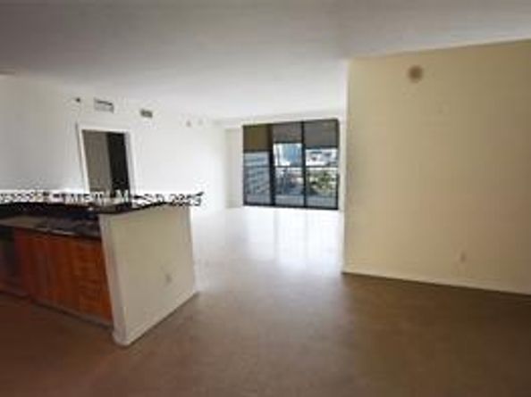 325 S Biscayne Blvd 3822, Miami FL 33131
