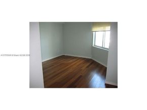 325 S Biscayne Blvd 3822, Miami FL 33131