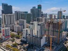 229 SW 9th St 407, Miami FL 33130