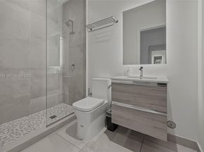 229 SW 9th St 407, Miami FL 33130