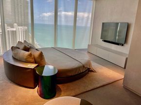 18555 Collins Ave 3705, Sunny Isles Beach FL 33160
