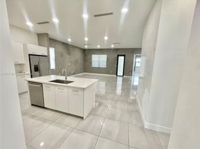 17324 SW 41st St, Miramar FL 33029