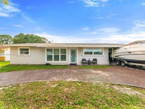 2751 NW 26th Ave, Oakland Park FL 33311