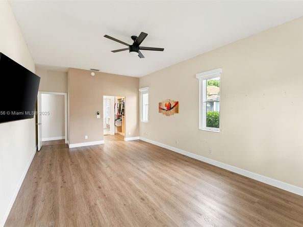 18361 NW 10th St, Pembroke Pines FL 33029