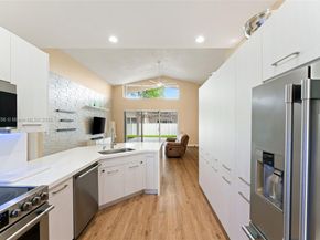 18361 NW 10th St, Pembroke Pines FL 33029
