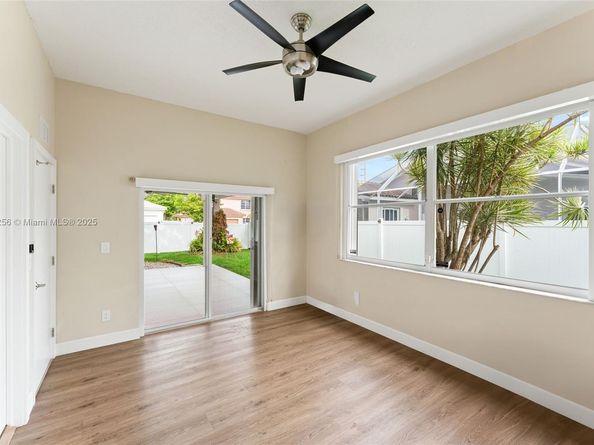 18361 NW 10th St, Pembroke Pines FL 33029