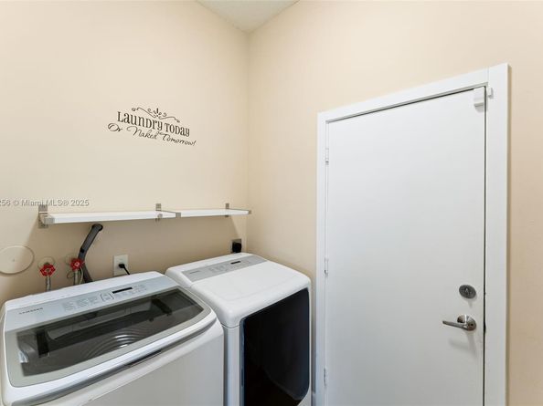 18361 NW 10th St, Pembroke Pines FL 33029