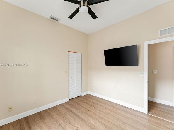 18361 NW 10th St, Pembroke Pines FL 33029