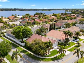 18361 NW 10th St, Pembroke Pines FL 33029