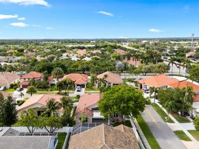 18361 NW 10th St, Pembroke Pines FL 33029
