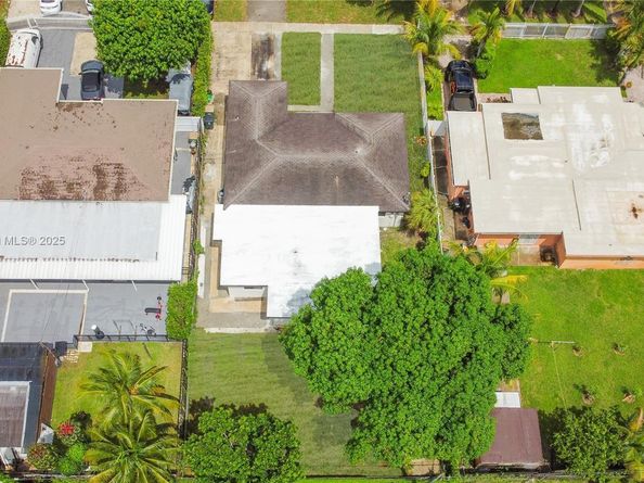 630 NE 143rd St, North Miami FL 33161