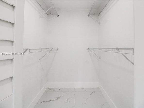 630 NE 143rd St, North Miami FL 33161