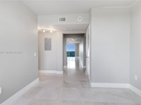 2641 N Flamingo Rd 1005N, Sunrise FL 33323