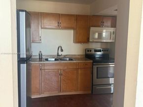 2025 NE 164th St 818, North Miami Beach FL 33162