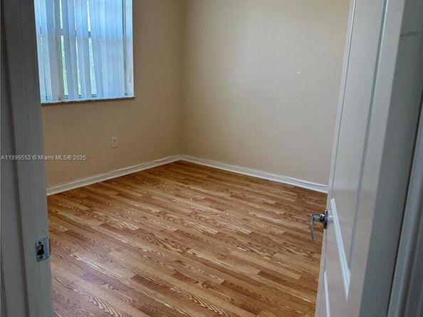 5840 W Sample Rd 306, Coral Springs FL 33067