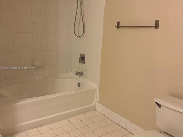 5840 W Sample Rd 306, Coral Springs FL 33067