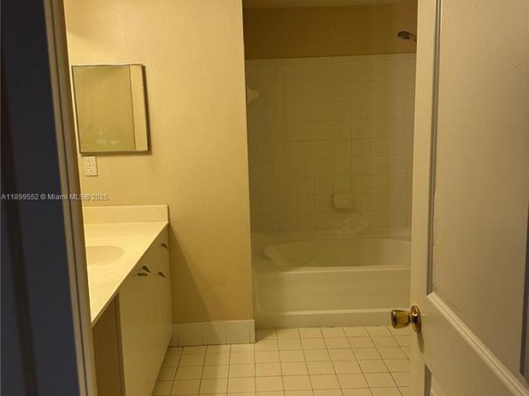 5840 W Sample Rd 306, Coral Springs FL 33067