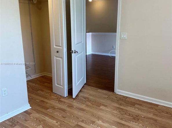 5840 W Sample Rd 306, Coral Springs FL 33067
