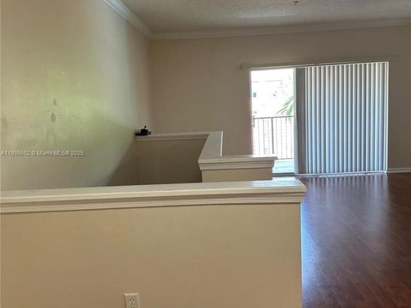 5840 W Sample Rd 306, Coral Springs FL 33067