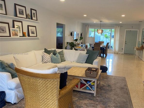 3485 N Meridian Ave, Miami Beach FL 33140