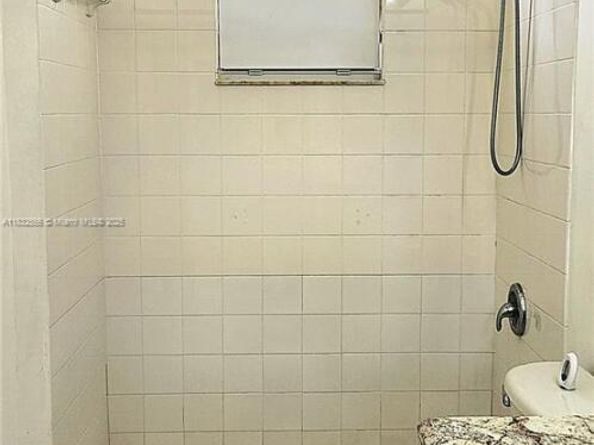 3350 NE 13th Cir Dr 10121, Homestead FL 33033