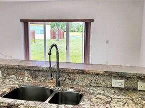 3350 NE 13th Cir Dr 10121, Homestead FL 33033