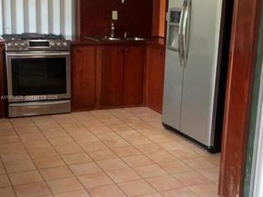 10955 SW 56th St, Miami FL 33165