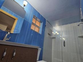 10955 SW 56th St, Miami FL 33165