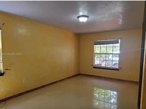 10955 SW 56th St, Miami FL 33165