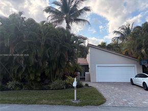 423 NW 48th Ave, Deerfield Beach FL 33442