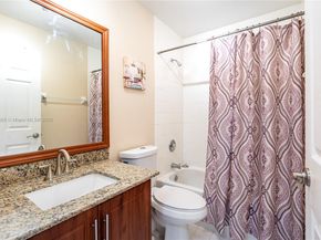 284 Royal Cove Way, Davie FL 33325