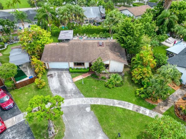 9935 SW 132nd Ct, Miami FL 33186