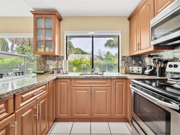 9935 SW 132nd Ct, Miami FL 33186