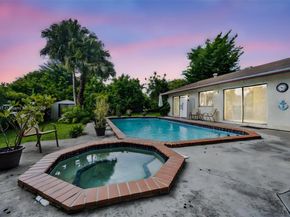 9935 SW 132nd Ct, Miami FL 33186