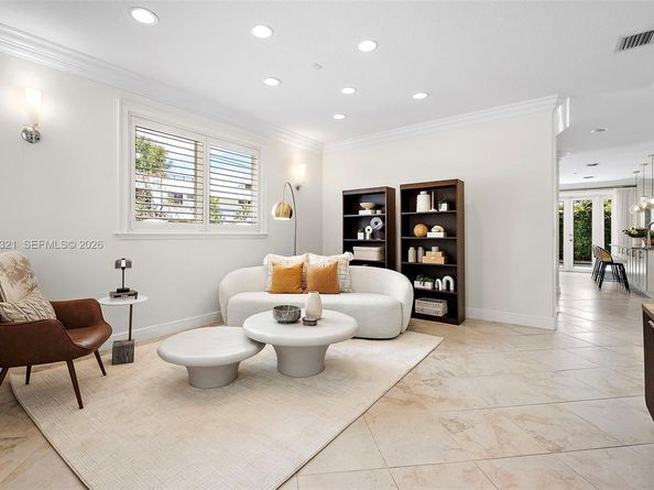 3200 Percival Ave, Miami FL 33133