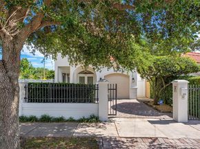 3200 Percival Ave, Miami FL 33133