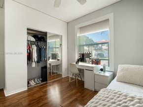 17082 NW 11th St, Pembroke Pines FL 33028