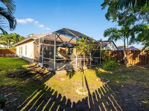 17082 NW 11th St, Pembroke Pines FL 33028