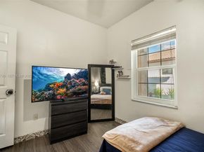 17082 NW 11th St, Pembroke Pines FL 33028