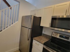 958 Coral Club Dr 958, Coral Springs FL 33071