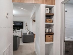 2403 Rodman St, Hollywood FL 33020